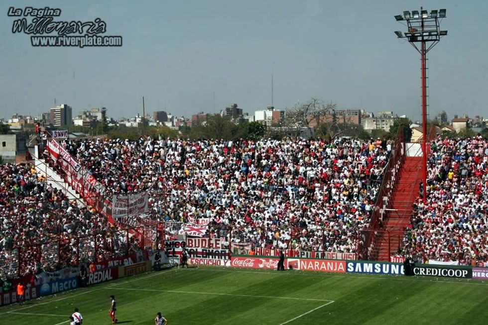 San Martín de Tucumán vs River Plate (AP 2008) 28